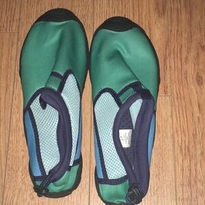 Land’s End Women’s Water Shoes Sz 8